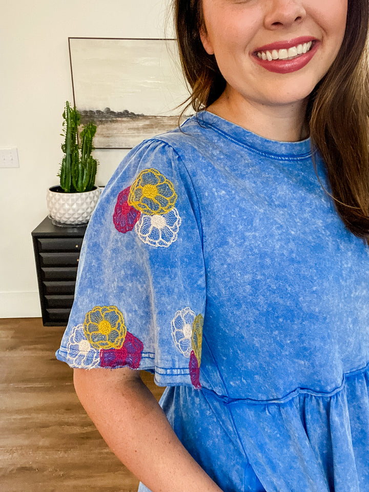 Denim Embroidery Sleeve Jersey Dress by Jodifl