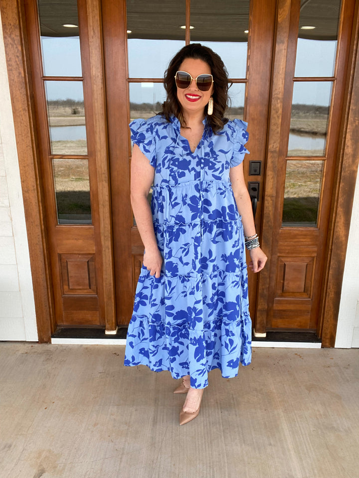 Reg/Plus Periwinkle Graphic Floral Midi Dress by Umgee